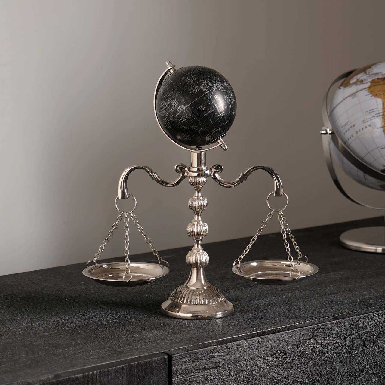 Vintage Style Libra with Globe-Scale Tray-Unique Centerpiece Balance for Home & Office decor